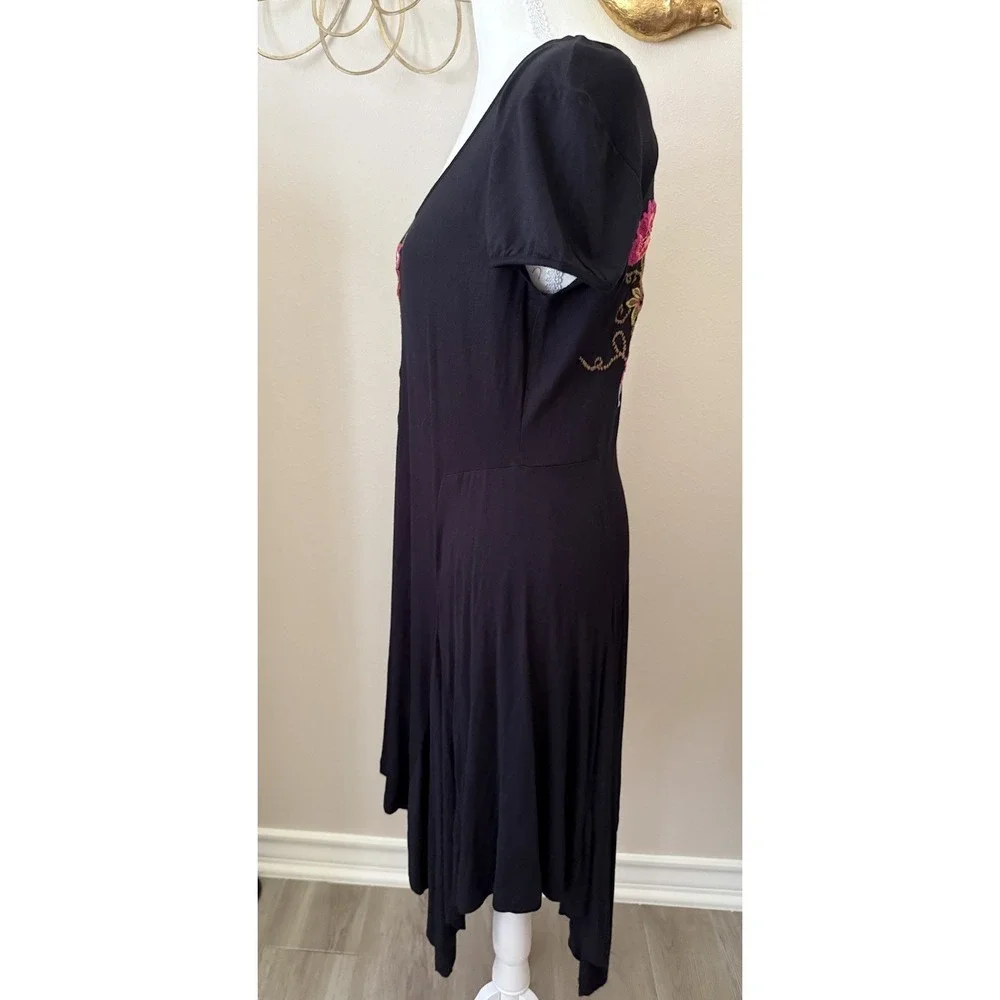 CAITE Embroidered Floral‎ Dress Black Boho Asymmetrical Hem Size Medium